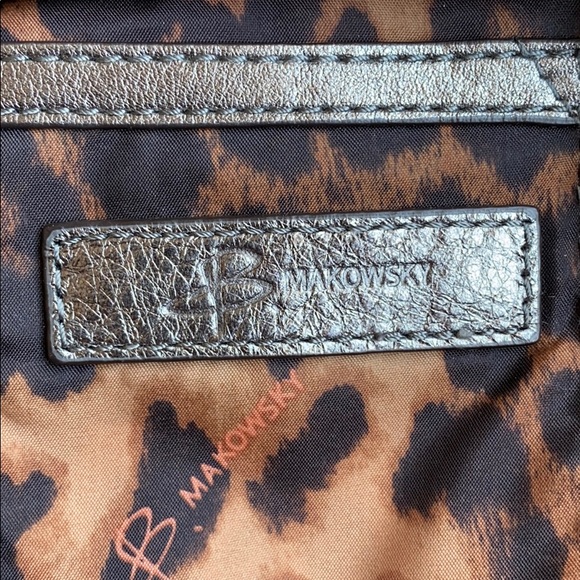 B. Makowsky Signature Line Leather Crossbody Bag - Picture 8 of 8